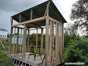 Construire une remise  bois - Entreposage du bois de chauffage